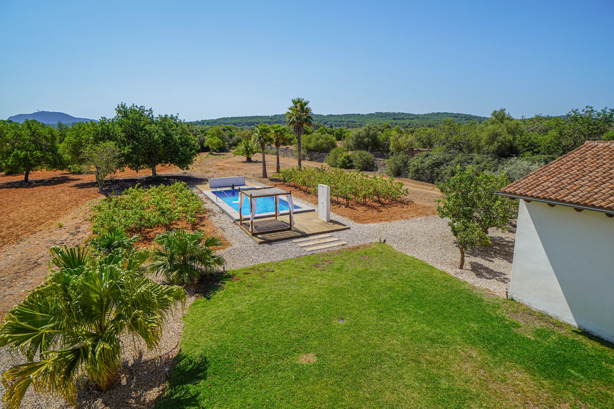 Spacious outdoor area of the finca on Mallorca